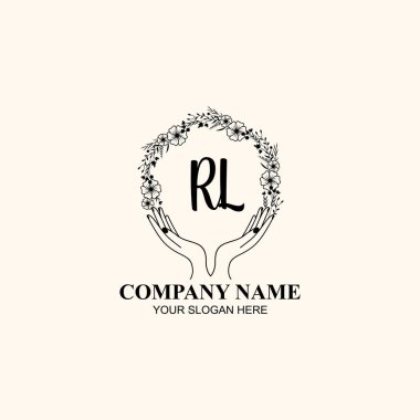 Çiçek El Yazısı Doğa ve El Elementleri ile İlk Logo RL
