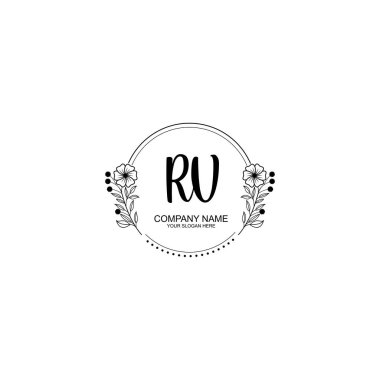 Minimalist El Çizimi Karavan Çiçek ve El Elementleri ile İlk Logo