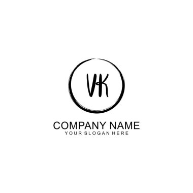 Çember ve Tüylü El Yazısıyla VK İlk Logosu