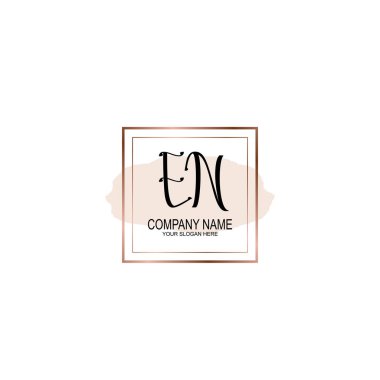 Minimalist el yazısı EN Yumuşak Aksanlı İlk Logolar