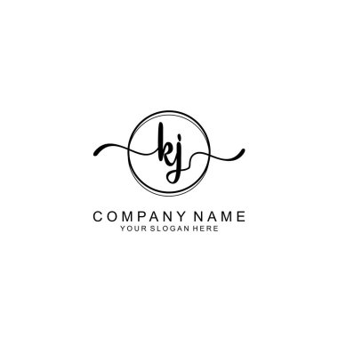 Markalaşma için Minimalist El Yazısıyla Logo Tasarımı