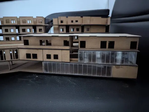 Şehirdeki eski bina.