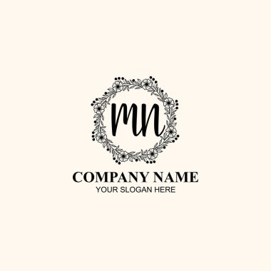 Butik veya Kişisel Markalar için MN Zarif Çiçek Monogramı Logoları
