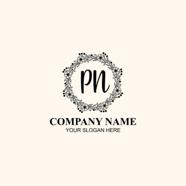 Butik veya Kişisel Markalar İçin PN Zarif Çiçek Monogramı Logoları