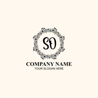 Butik ve Kişisel Markalar İçin Zarif Çiçek Monogram Logoları