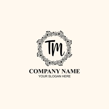 Butik veya Kişisel Markalar İçin TM Zarif Çiçek Monogramı Logoları