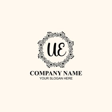 Butik veya Kişisel Markalar için UE Zarif Çiçek Monogramı Logoları