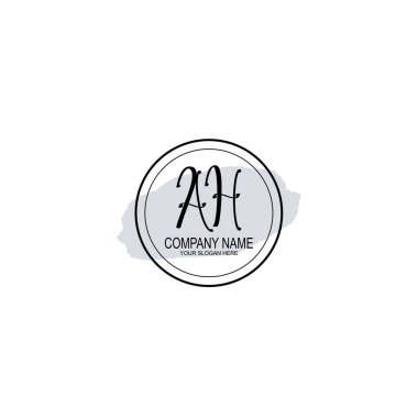 Çiçek ve Minimalist Dokunuşlu Zarif AH El Yazısı Logosu