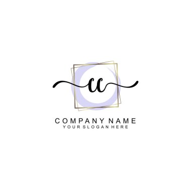 Zarif Çerçeve Elemanlarıyla Kadın El Yazısı CC Logosu