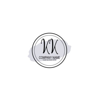 Çiçek ve Minimalist Dokunuşlu Zarif KK El Yazısı Logosu