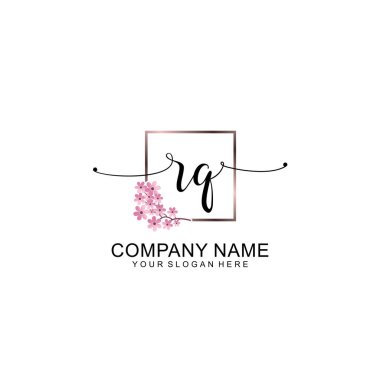 Zarif Çerçeve Elemanlarıyla Kadın El Yazısı RQ Logosu
