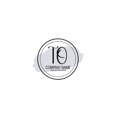 Çiçek ve Minimalist Dokunuşlarla El Yazısına Zarif