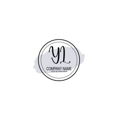 Çiçek ve Minimalist Dokunuşlu Zarif YL El Yazısı Logosu
