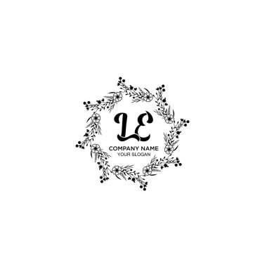 Klasik Çerçeve Tasarımı ile Klasik Çiçek Monogramı LE