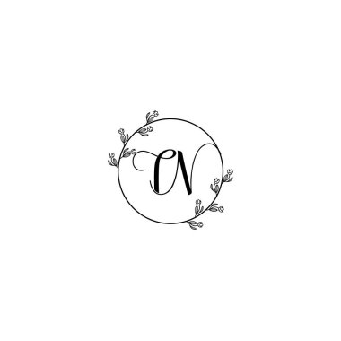 Düğün ve Güzellik Markası için Zarif TN Çiçek Monogramı Logosu