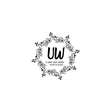 Klasik Çiçek Monogramı: Zarif Çerçeve Tasarımı UW
