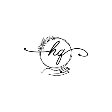 Sanatsal Zirveli Zarif Merkez Logo Tasarımı