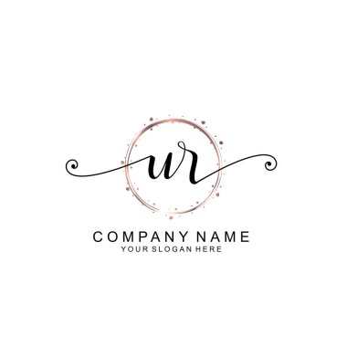 Modern El Yazısı Biçimli Zarif UR İlk Logo Koleksiyonu