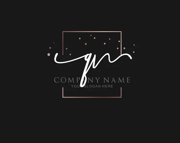 Marka Kimliği için QV Modern El Yazması Logo Kavramları