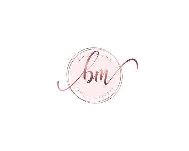 Çiçek ve Minimalist Elementlerle BM El Yazısı Logosu