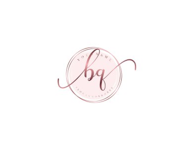 Çiçek ve Minimalist Elementlerle BQ El Yazısı Logosu