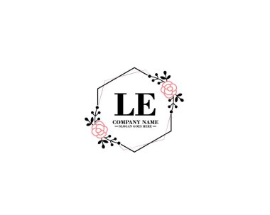 Çiçek ve El Yazısı Biçimli LE İlk Logo Tasarımı