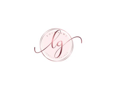Çiçek ve Minimalist Elementlerle LG El Yazısı Logosu