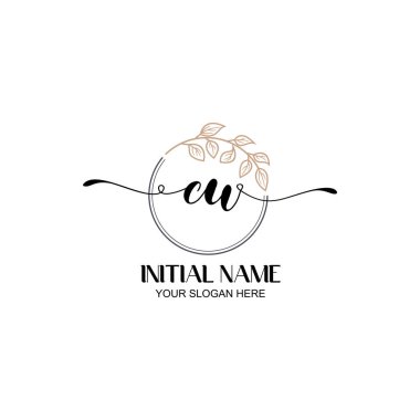 Botanik Elementli Zarif CU İlk Logo Tasarımı