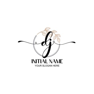 Zarif DJ Botanik Elementlerle İlk Logo Tasarımı