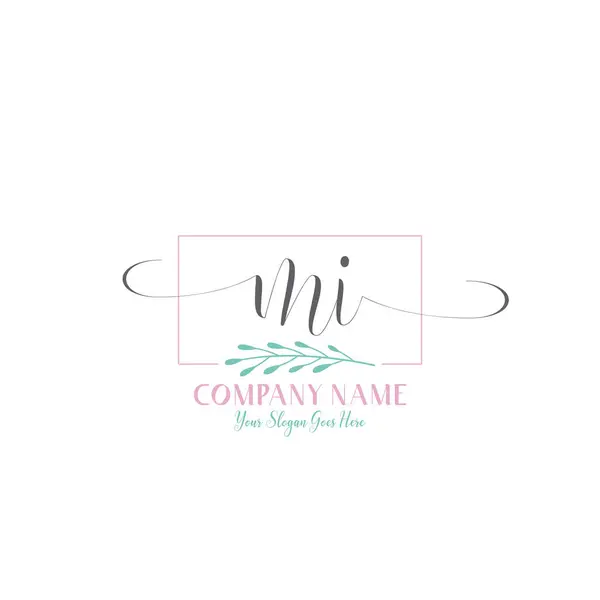 Modern ve Kadın Estetiği ile Zarif MI İlk Logo Tasarımı