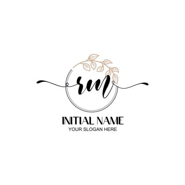 Botanik Elementli Zarif RM İlk Logo Tasarımı