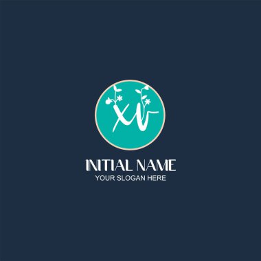 Botanik Elementlerle Şık XV İlk Logo Tasarımı