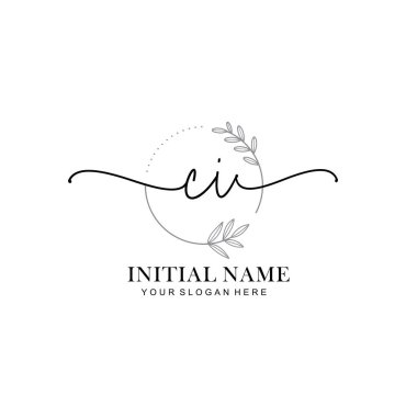 CI Baş harfli Çiçek Monogram Logoları