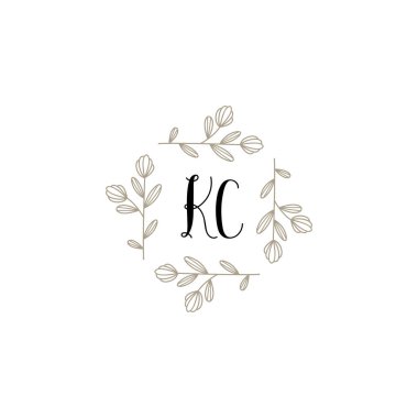 Baş harfleri KC olan Botanik Monogram Logoları
