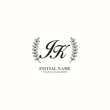 Botanik Ögelerle JKInitial Logo Şablonları