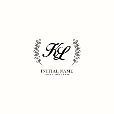 Botanik Ögelerle KL İlk Logo Şablonları