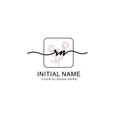 Marka ve Kimlik için Güzellik Çiçeği RN İlk Logoları