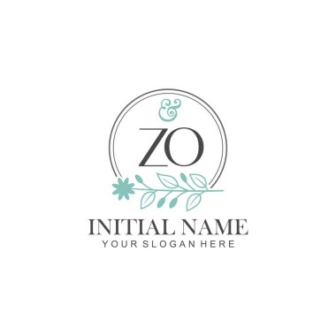 Botanik Elementlerle ZO İlk Logo Şablonları