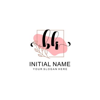 Sanatsal Fırça Aksanlı BK Modern El Yazısı Logosu