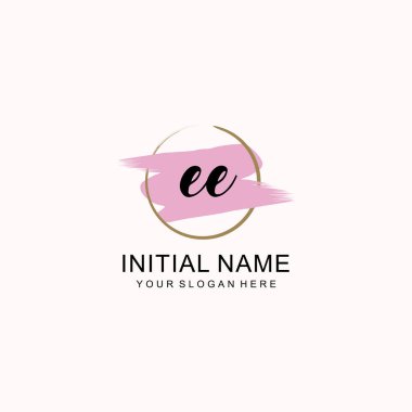 Sanatsal Fırça Aksanlı EE Modern El Yazısı Logosu