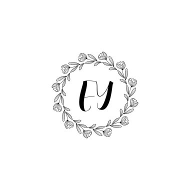 Çiçek İlham Alınan Zamansız ve Sanatsal Markalaşma İçin Temel EY Logoları