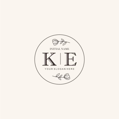 KE Minimalist Klasik Markalaşma Kimliği için İlk Logo Tasarımı