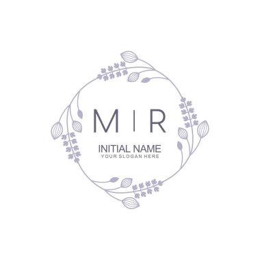Çiçek İlham Veren MR Logoları Zamansız ve Sanatsal Markalaşma İçin
