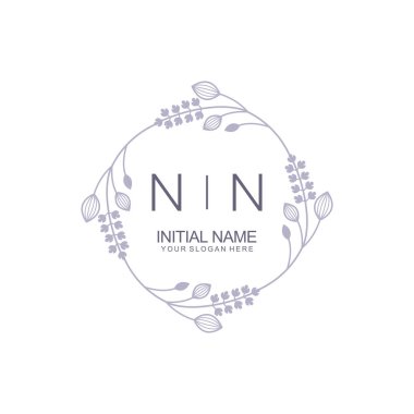 Çiçek İlham Veren Zamansız ve Sanatsal Markalar İçin NN Logoları