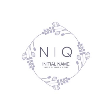 Çiçek İlham Veren İlk NQ Logoları Zamansız ve Sanatsal Markalaşma İçin