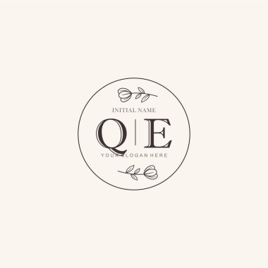 Markalaşma Kimliği için QE Minimalist Klasik İlk Logo Tasarımı