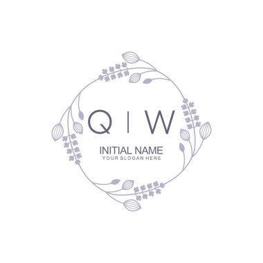 Çiçek İlham Veren İlk QW Logoları Zamansız ve Sanatsal Markalaşma İçin