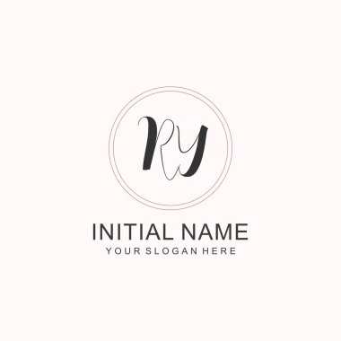 RY Minimalist Klasik Markalaşma Kimliği İlk Logo Tasarımı