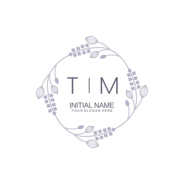 Çiçek İlham Veren TM Logoları Zamansız ve Sanatsal Markalaşma İçin