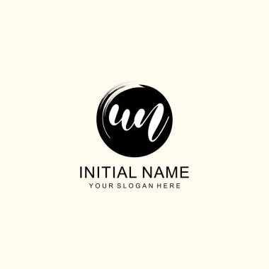 Sanatsal Fırça Aksanlı BM Modern El Yazısı Logosu